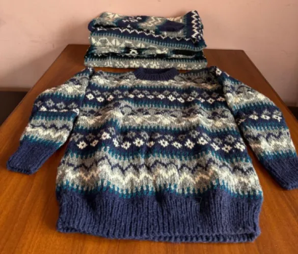 Sweater Pop